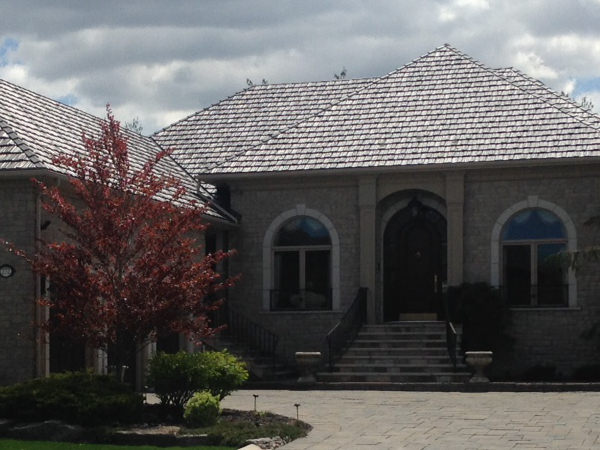 Metal Shake Roof in Maple ON