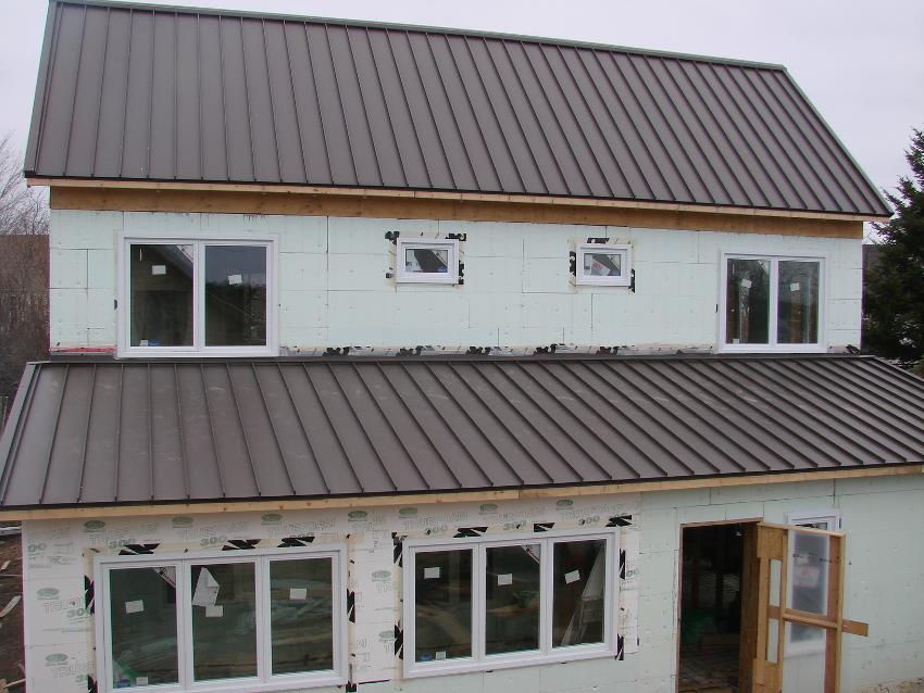 Standing Seam in Halifax NS. Photo Credit: Accurate Roofing NS